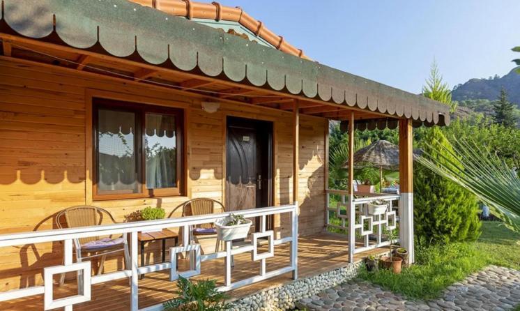 Flora Pansiyon Cirali Apartment Kemer Exterior foto
